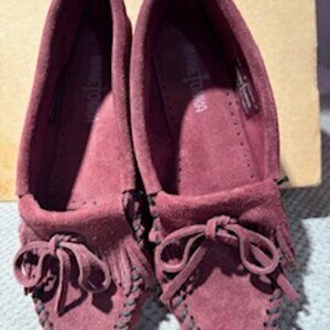 Minnetonka brown suede moccasins